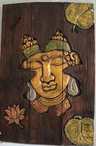 Pannello decorativo in legno trittico con intagli volto di Buddha " cm 80x52x2 d - Picture 1 of 6