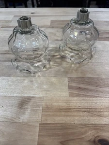 Set Of 2Vintage Clear Glass Ruffle Scallop Edge Votive Candle Holders with Pegs - Picture 1 of 4