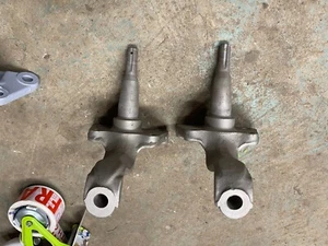 mopar spindle set b-body ? unknown year + APP. LARGE BEARING HELP IF YOU KNOW - Picture 1 of 10