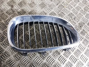 Grille calandre avant droite - BMW SERIE 5 V (E60) - De 03-2007 à 12-2009 - Picture 1 of 3
