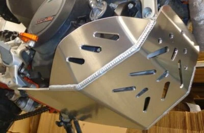 PLACA ANTIDESLIZANTE - 2008-2024-KTM 690, Husky 701 - ENDURO - 24/46Dual Sport - ADV - Nuevo diseño Foto 1 de 2