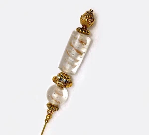 Süße DURCHSICHTIGE MATNADEL mit GOLD Wirbeln in Glas in Gold Finish - 8 Zoll Hutnadel - Bild 1 von 14