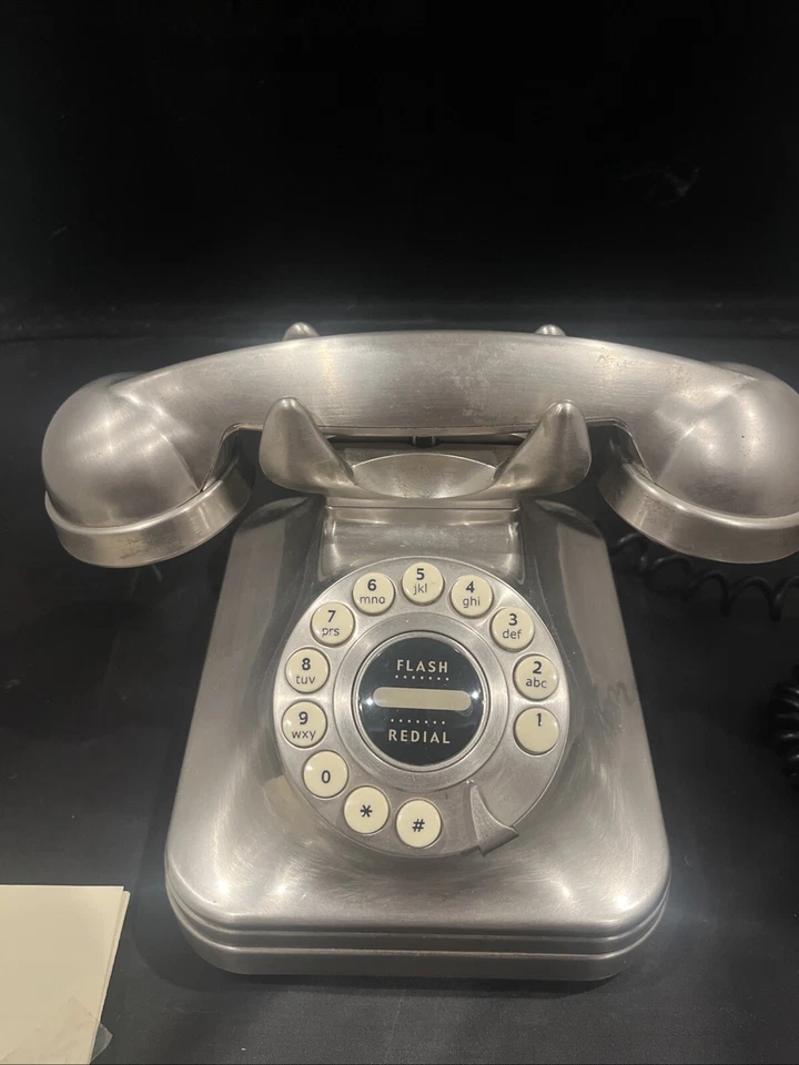 Teléfono POTTERY BARN Gran Teléfono Metal Cepillado Pulsador Etiqueta Original Foto 1 de 4