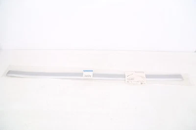 Moldura puerta delantera izquierda Mopar original 5179257AA Foto 1 de 4