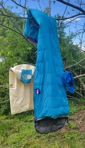 The North Face 14oz. LG R.H. 86x31 Down Purple Label Sleeping Bag Blue - Picture 1 of 6