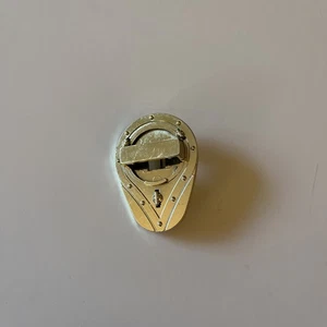Masters of the Universe Thunder Punch He-Man Figure Shield #2 1984 MOTU Part Toy - Picture 1 of 5