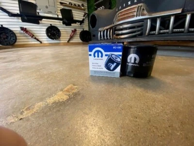 OEM Genuine Mopar MO-090 Engine Oil Filter 5281090AB Chrysler Jeep Dodge - Image 1 of 3