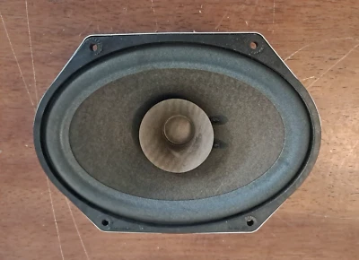 Altavoz de puerta Ford Focus 2009 2011 4 ohmios 25 W conductor delantero pasajero trasero Foto 1 de 4