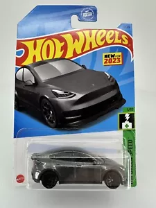 Hot Wheels #37 HW 2023 velocidad verde Tesla modelo Y gris - Imagen 1 de 3