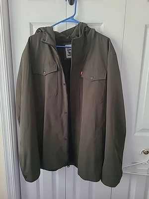 Levi Strauss оливковый зеленый Мужская куртка с капюшоном. Размер XXL.  - Изображение 1 из 4