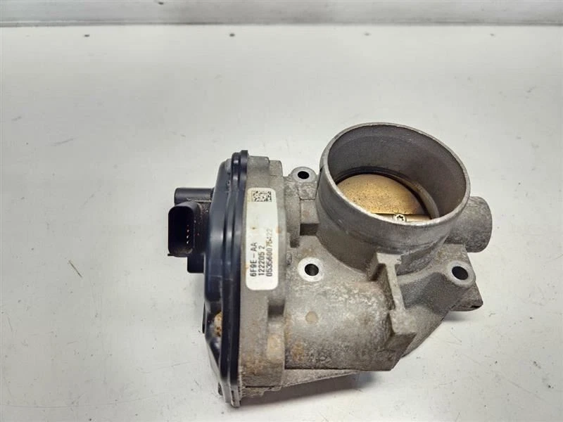 Ford Five Hundred 2005-07 (3,0 L) carrocería del acelerador - DBW/conducción por cable 6F9E-AA Foto 1 de 3