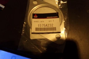 Genuine Mitsubishi Muffler & Pipe Gasket 1575A232 - Picture 1 of 1