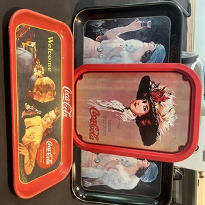 Lote de 4 bandejas metálicas vintage de Coca Cola - Imagen 1 de 10