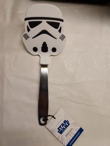 Williams Sonoma Star Wars Storm Trooper Flex Spatula - Picture 1 of 6