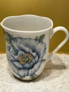 MIGLIOR AFFARE - SPEDIZIONE GRATUITA! Set 2 TAZZE LENOX FARFALLA PRATO BLU 4" - Foto 1 di 7