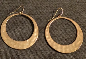 Vintage Large Pierced Hoop Earrings, Hammered Brass-tone 2.25" Long Dangle gp-80 - Picture 1 of 4