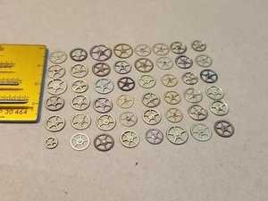 Konvolut 48 gemischte Taschenuhr und Armbanduhr Zug Räder ohne Ritzel - Bild 1 von 15