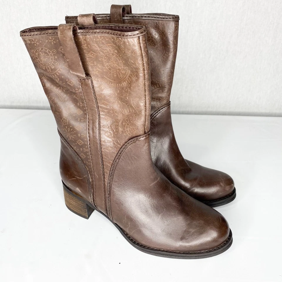 Bota Biviel Feminina Couro Marrom Em Relevo Aba Puxadora Meia Panturrilha Zíper 7-7.5 EUR 37.5 - Imagem 1 de 4