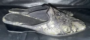 PANTOFOLE DA DONNA TAGLIA UK 5,5 NERE, ARGENTO E ORO BOUDOIR MULE M&S MINIMAL WEAR - Foto 1 di 8