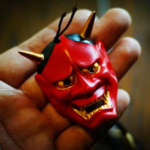 Red Black White 般若 Evil Oni Noh Hannya Mask Necklace Theme Resin pendant Masks - Picture 1 of 9