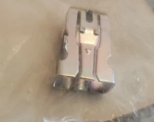 Genuine Honda OE Clip Grab Rail 83246-TY2-A01 - Bild 1 von 3