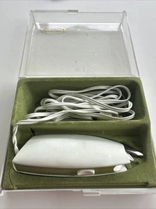 Vintage Sears Electric Scissors 2-Speed Cutting / Light Case White Olive Green - Picture 1 of 2