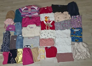 Mädchen Paket Gr. 86 / 92 cool 35 Teile Kleid Hose Body H&M Kanz Disney DKNY - Bild 1 von 16