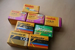 JOB LOT OF 8 EXPIRED FILM KODAK FUJIFILM 24/36 EXPOSURES - Imagen 1 de 1