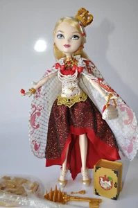 Ever After High Apple White Legacy Day Fashion Doll-BCF49-2013-No Bookmark-Ex Co - Picture 1 of 24