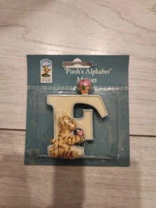 Disney Winnie El "Alfabeto de Pooh" Letra Magnética "F" ¡Nuevo! ¡Sellado! - Imagen 1 de 2