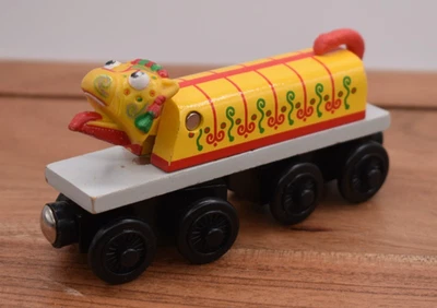Thomas Tank Engine Tren Ferroviario Madera Dragón Chino Tren De Colección 2003 Foto 1 de 4