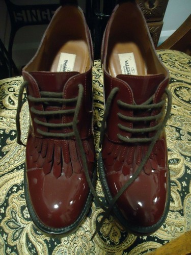 Lacci e nappe Valentino Garavani in pelle verniciata Mauve profonda 38 US 8