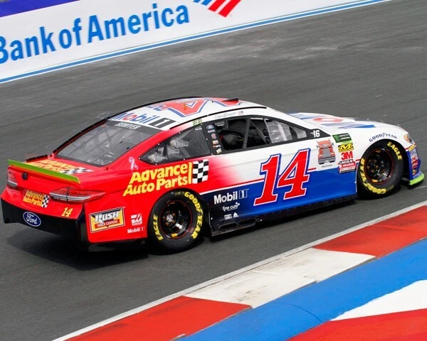 FOTO BRILLANTE #1 CLINT BOWYER #14 ADVANCE AUTO FORD CARRERAS EN PISTA 8X10 Foto 1 de 1