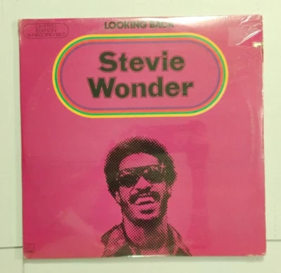 SEALED - STEVIE WONDER - LOOKING BACK - 1977 ORIGINAL MOTOWN PRESSING 3LP SET Foto 1 de 2