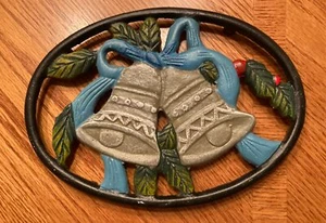 Cast Iron Painted Christmas Bells Ringing Holiday Trivet Hot Pad Retro Vtg VGUC - Picture 1 of 3