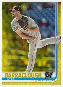 2019 Topps Series 1 Walgreens Exclusive Yellow Kyle Barraclough #138 Marlins - Picture 1 of 2