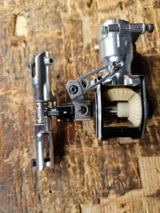 ALIGN TREX 700L HECKROTOR GETRIEBE MONTAGE NEUESTER DOPPELLENKER TYP - Bild 1 von 1