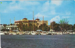 Vintage Florida Chrome Postcard St Petersburg Soreno Hotel Boats at Dock - Imagen 1 de 2