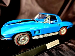 Corvette  1967 by Franklin Mint Connoisseur's Series 1:12 Scale Inv. #3528 - Picture 1 of 8
