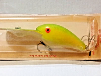 OOP  Norman Lure DD22 CHART GREEN WHITE PRE PRADCO NOS HTF RARE COLOR DEEP DIVER - Image 1 of 4