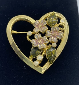 Vintage Heart Brooch Pin Gold Tone Enamel Flowers Pink Green White Lovely - Picture 1 of 1