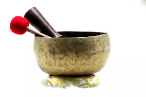 Old collected singing bowl-6.5 inches Diameter handmade singing bowl-Chakra Heal - Picture 1 of 6