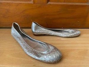 L.K. Scarpe ballerine Bennett in pelle argento taglia UK 5 EU 38 décolleté - Foto 1 di 11