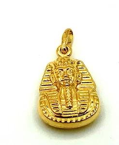 Ciondolo con motivo Tutankhamon in 333/- 8 crt. GG - Foto 1 di 2