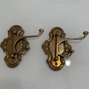 Vintage Brass Key Holder Ornate Wall Hanger Hook X 2 Made In Italy U1 - Picture 1 of 5