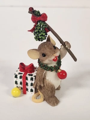 Enesco Charming Tails Here's A Big Fat Holiday Kiss Christmas Mouse Figurine - Image 1 of 4
