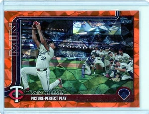 SAY CHEESE! PICTURE-PERFECT PLAY - Twins -2025 Topps Chrome Orange Diamante 9/25 - Picture 1 of 2