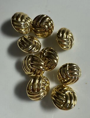 9 Schmuckknöpfe  Kunststoff  Gold Jacken  Kleid Bluse  15 mm Gold Knoten - Bild 1 von 3