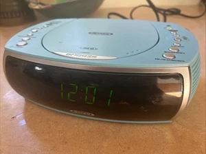 Jensen Sky Blue Modern Home CD Tabletop Stereo Clock Digital AM/FM Radio - Picture 1 of 5