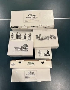 Department 56 Village accessory lot - Picture 1 of 7